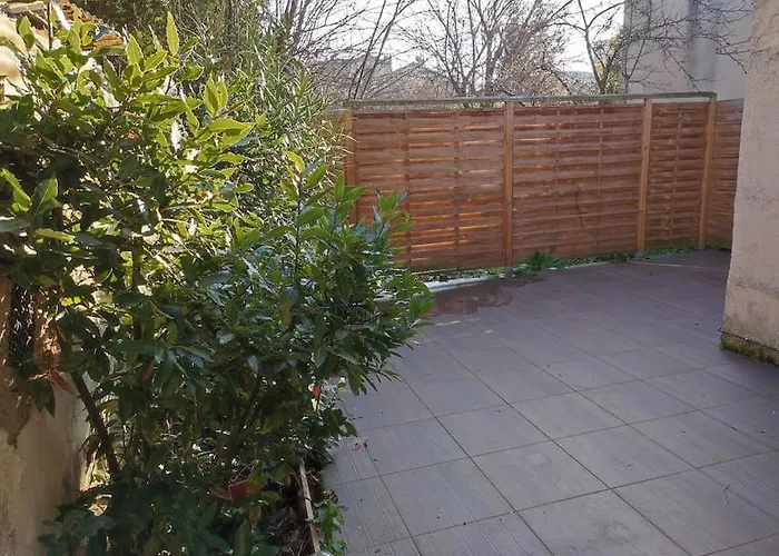 Charmant Appartement Avec Terrasse Proche Paris